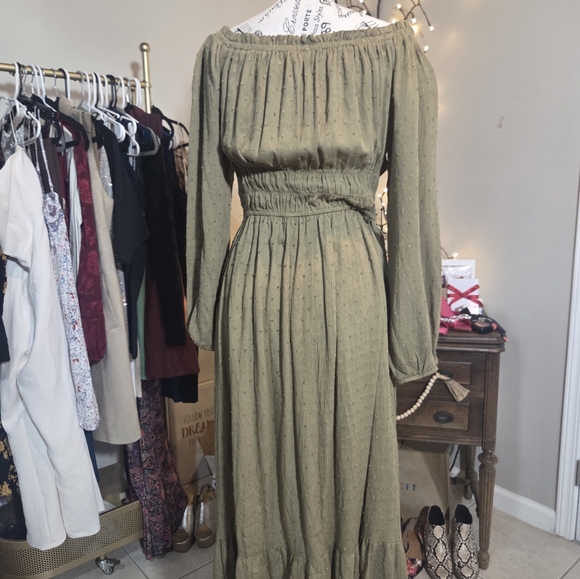 Easel Olive Long Sleeve Off-Shoulder Dress - Picture 3 of 7